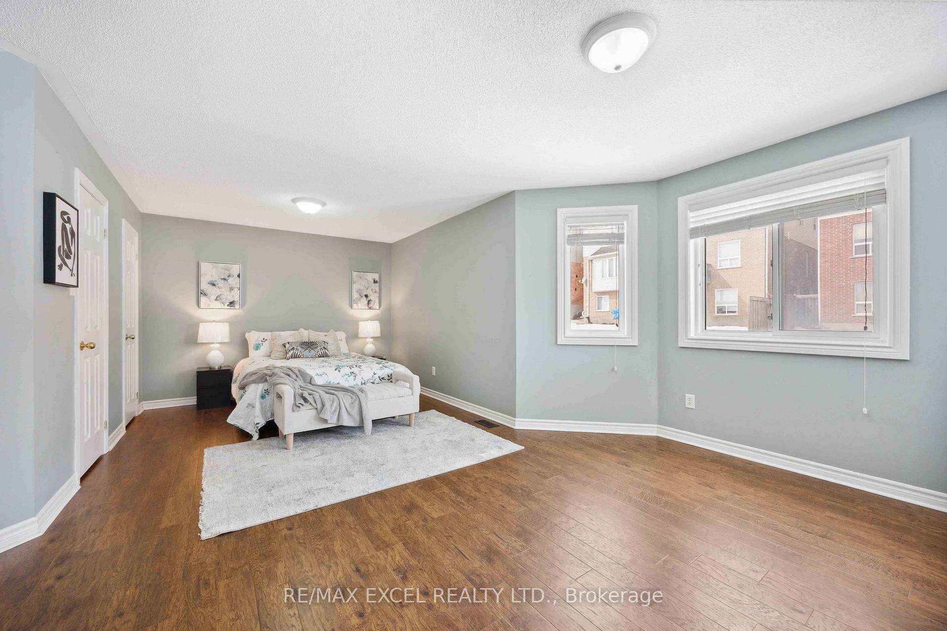 Photo 17 of 20 Bird Street, Barrie, Edgehill Drive — HOMEH