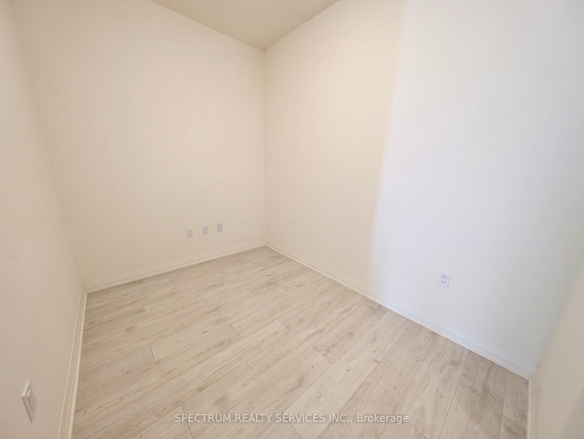 Photo 9 of Unit 906, 9000 Jane Street, Vaughan, Vellore Village — HOMEH