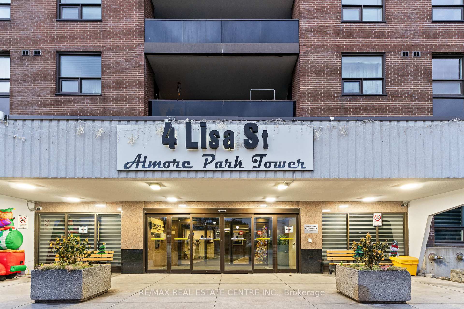 Photo 2 of Unit 404, 4 Lisa Street, Brampton, Queen Street Corridor — HOMEH