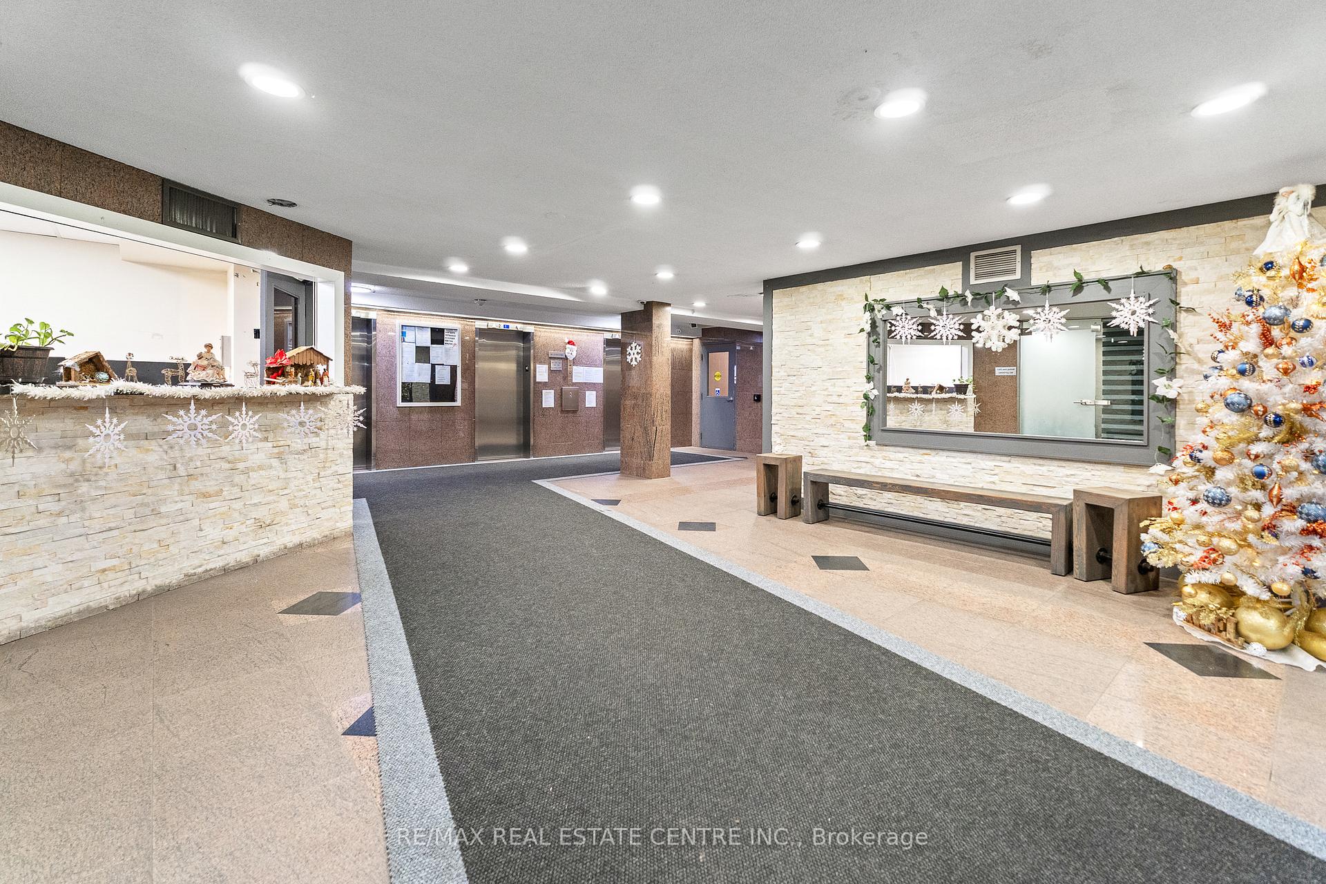 Photo 4 of Unit 404, 4 Lisa Street, Brampton, Queen Street Corridor — HOMEH