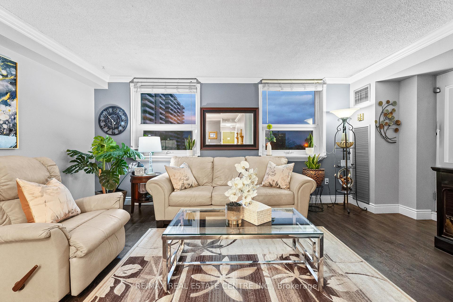 Photo 7 of Unit 404, 4 Lisa Street, Brampton, Queen Street Corridor — HOMEH