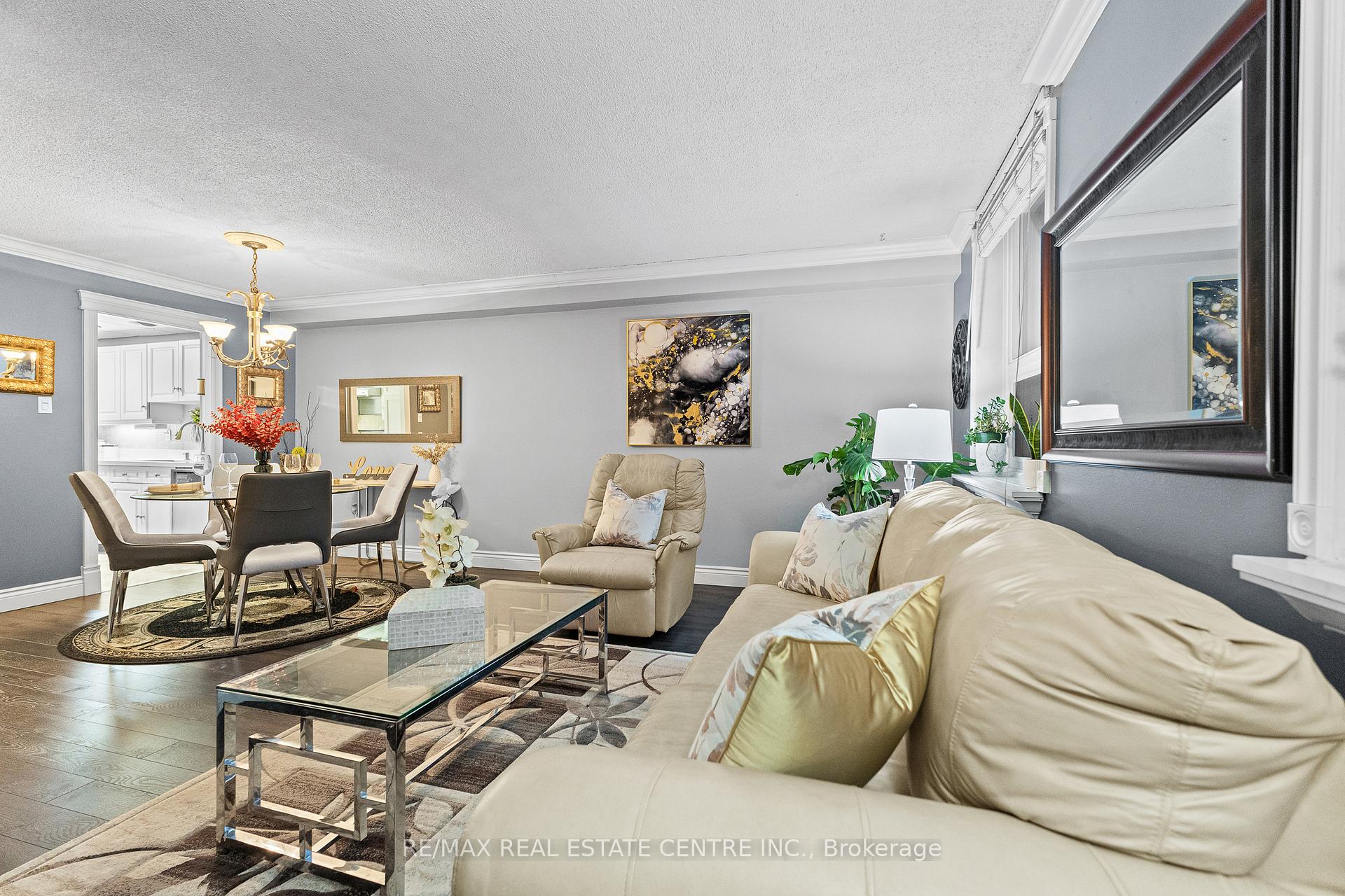 Photo 8 of Unit 404, 4 Lisa Street, Brampton, Queen Street Corridor — HOMEH