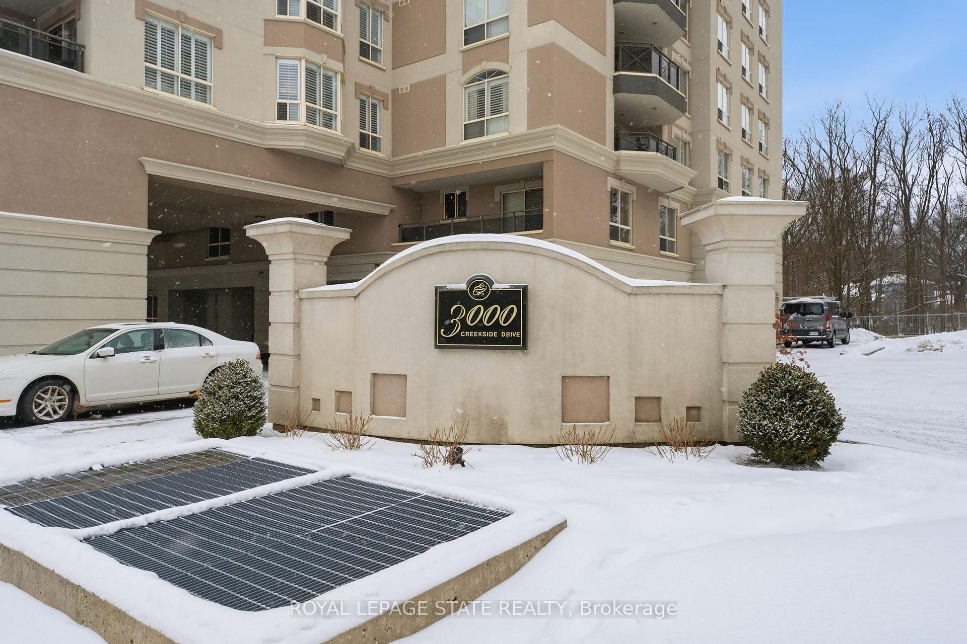 Photo 16 of Unit 706, 3000 Creekside Drive, Hamilton, Dundas — HOMEH