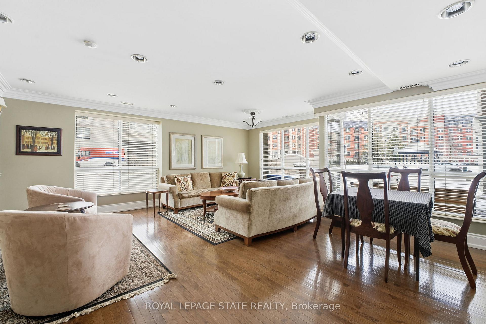 Photo 21 of Unit 706, 3000 Creekside Drive, Hamilton, Dundas — HOMEH