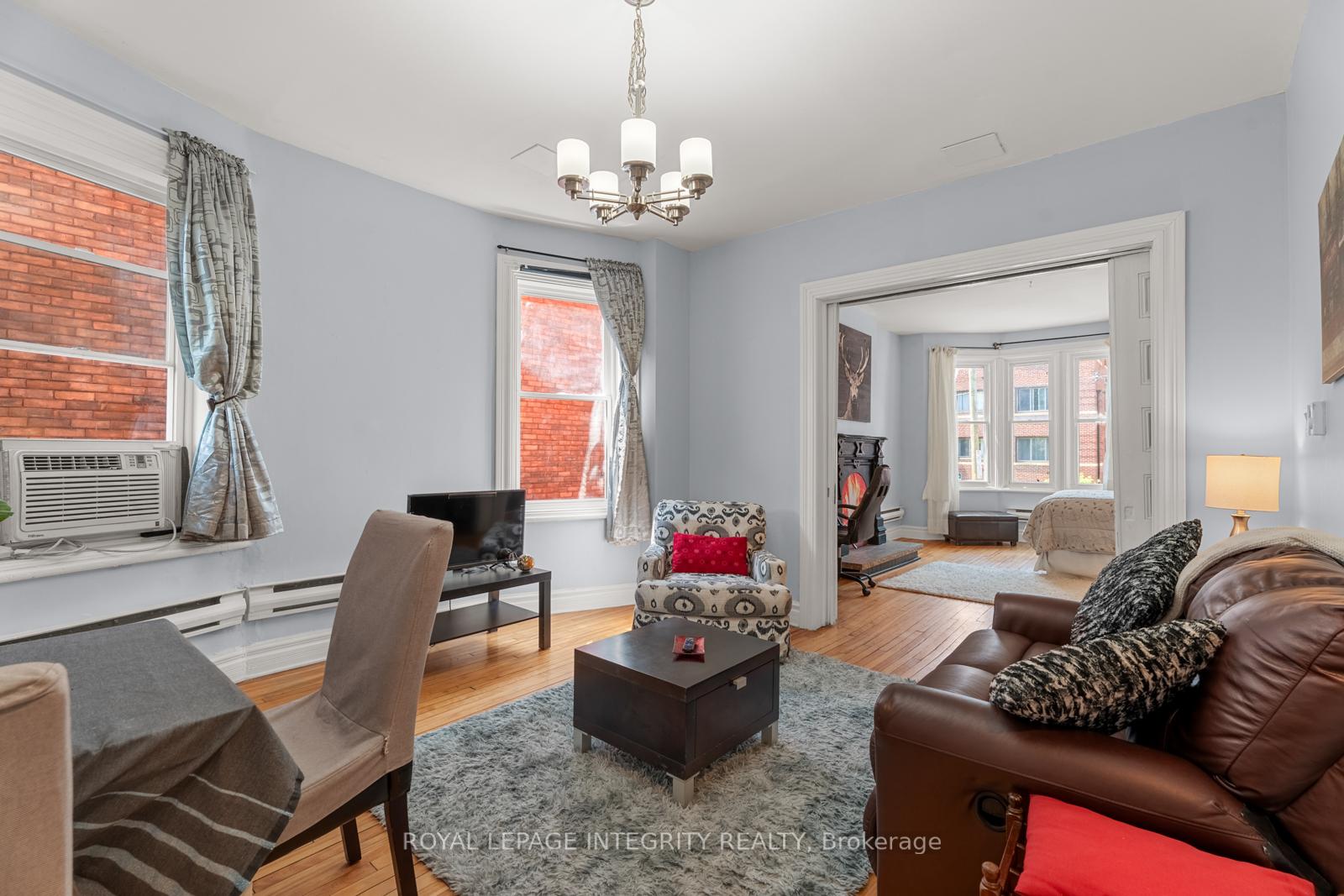 Photo 5 of 339 Chapel Street, Ottawa, Sandy Hill — HOMEH