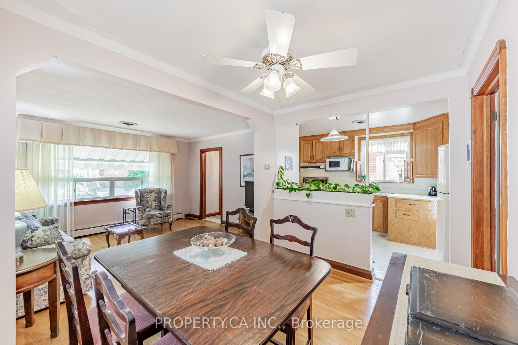 Photo 4 of 82 Cedarcrest Boulevard, Toronto, O'Connor-Parkview — HOMEH