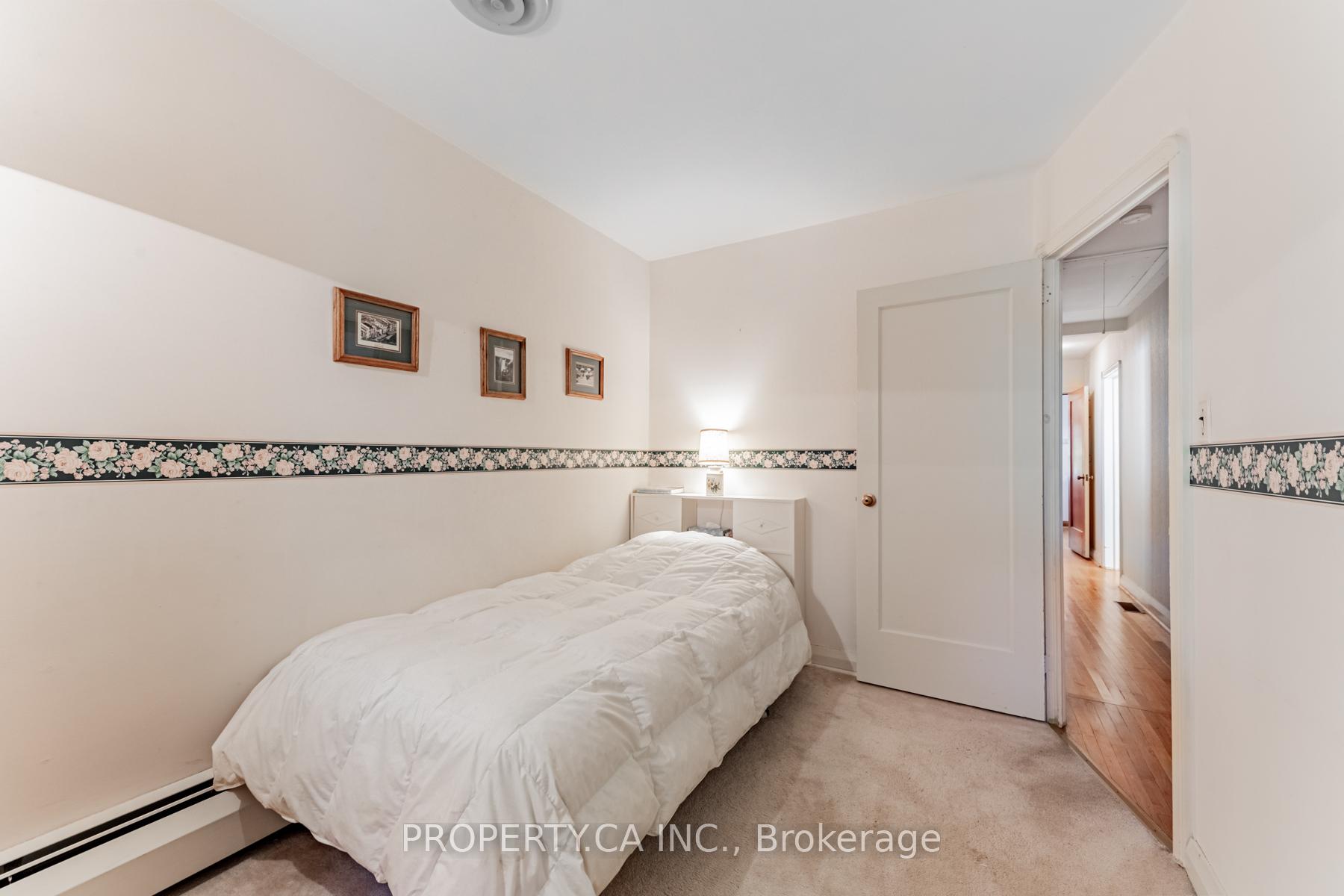 Photo 32 of 82 Cedarcrest Boulevard, Toronto, O'Connor-Parkview — HOMEH