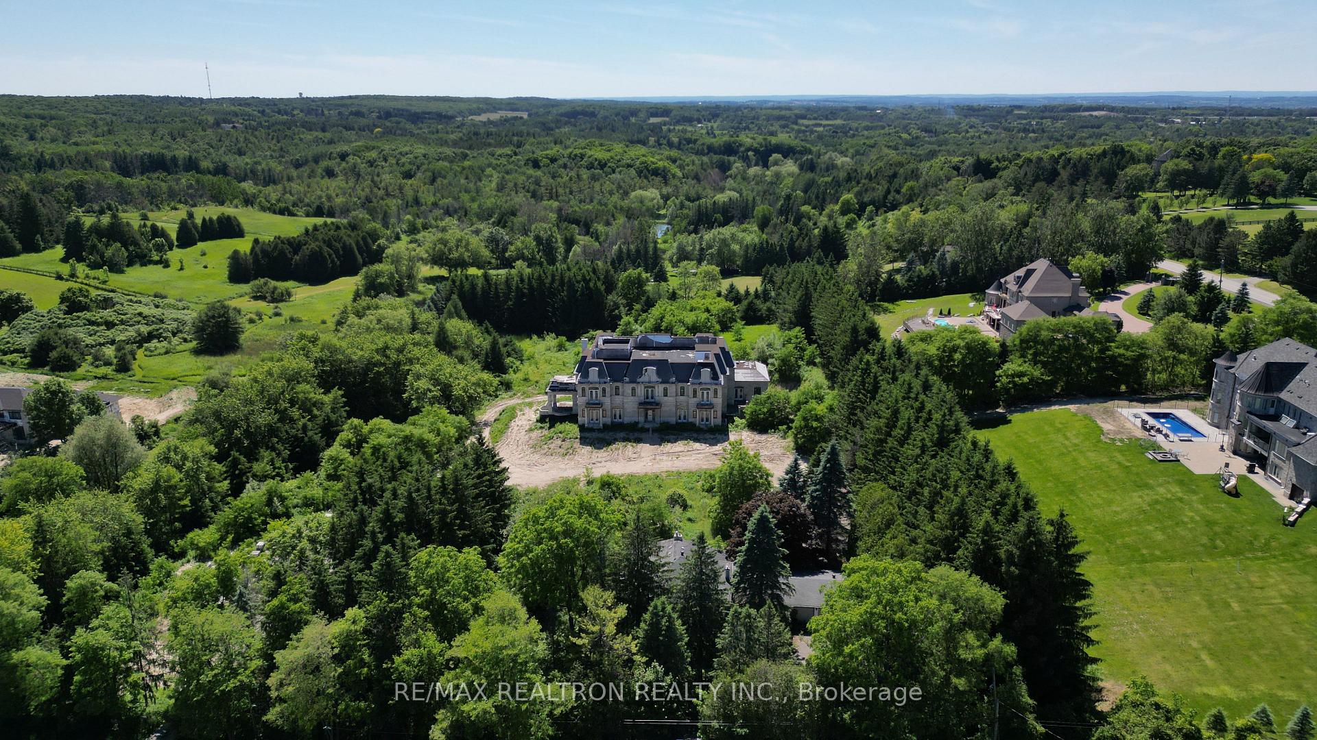 Photo 3 of 15230 Keele Street, King, Rural King — HOMEH