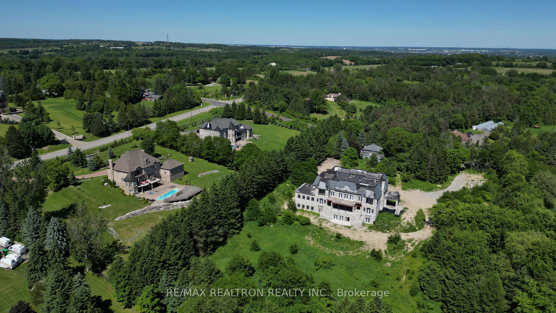 Photo 7 of 15230 Keele Street, King, Rural King — HOMEH