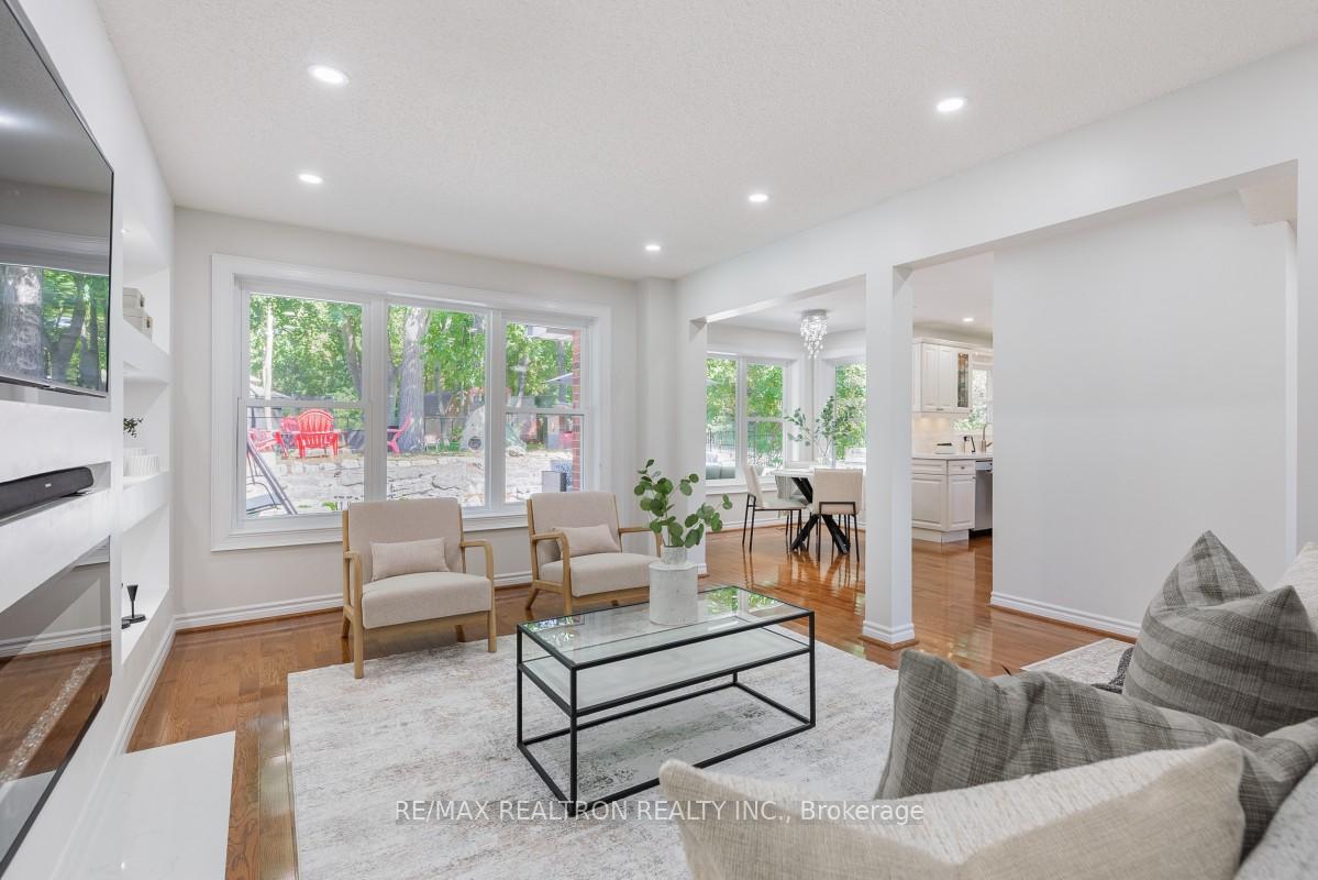 Photo 12 of 1206 Halsey Lane, Pickering, Liverpool — HOMEH