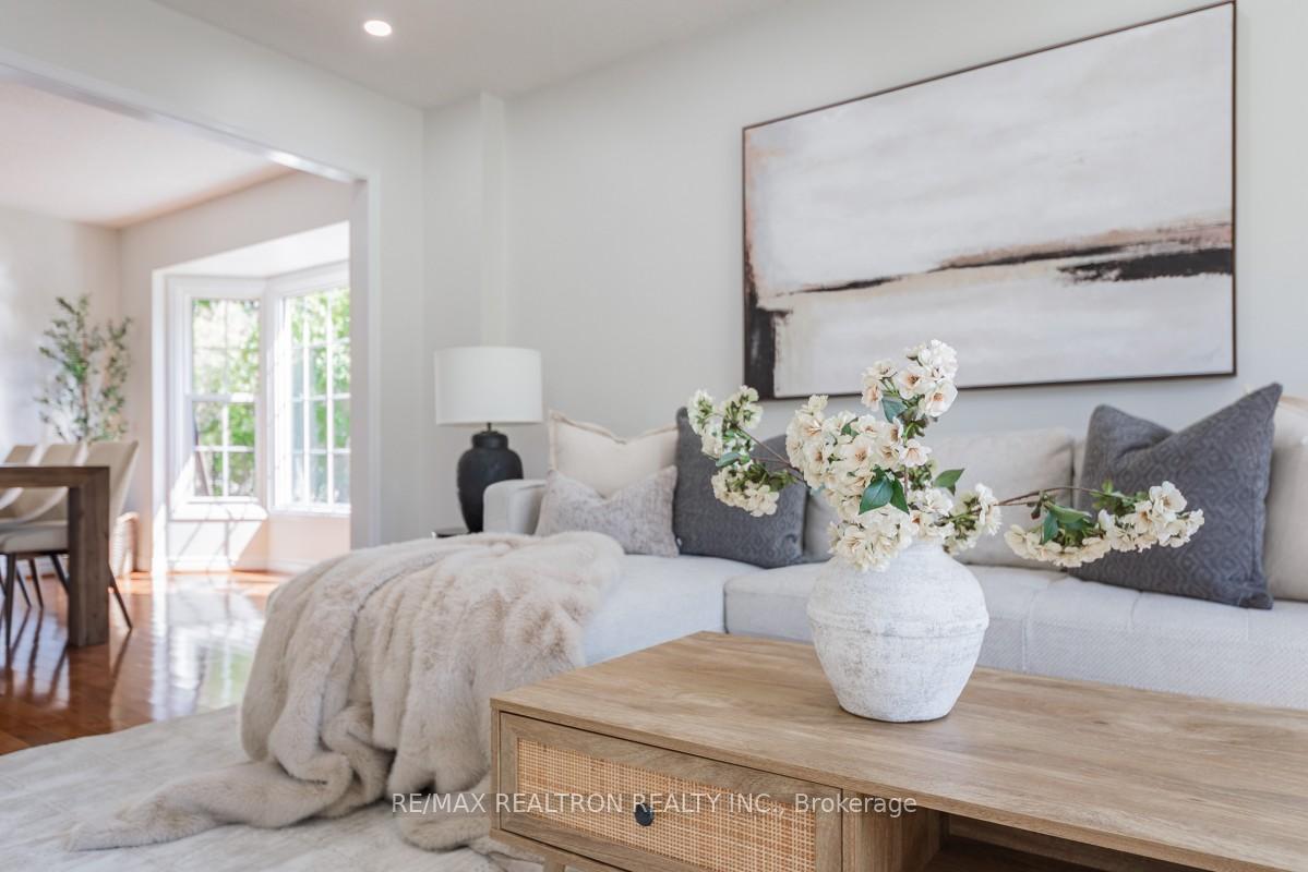 Photo 40 of 1206 Halsey Lane, Pickering, Liverpool — HOMEH