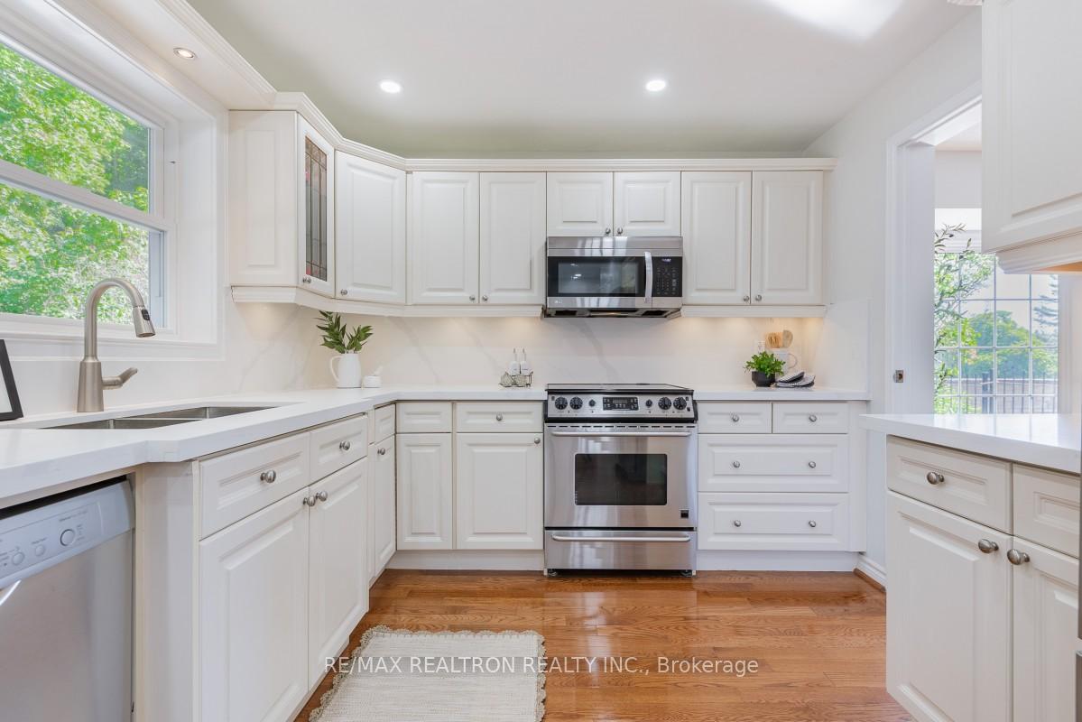 Photo 11 of 1206 Halsey Lane, Pickering, Liverpool — HOMEH