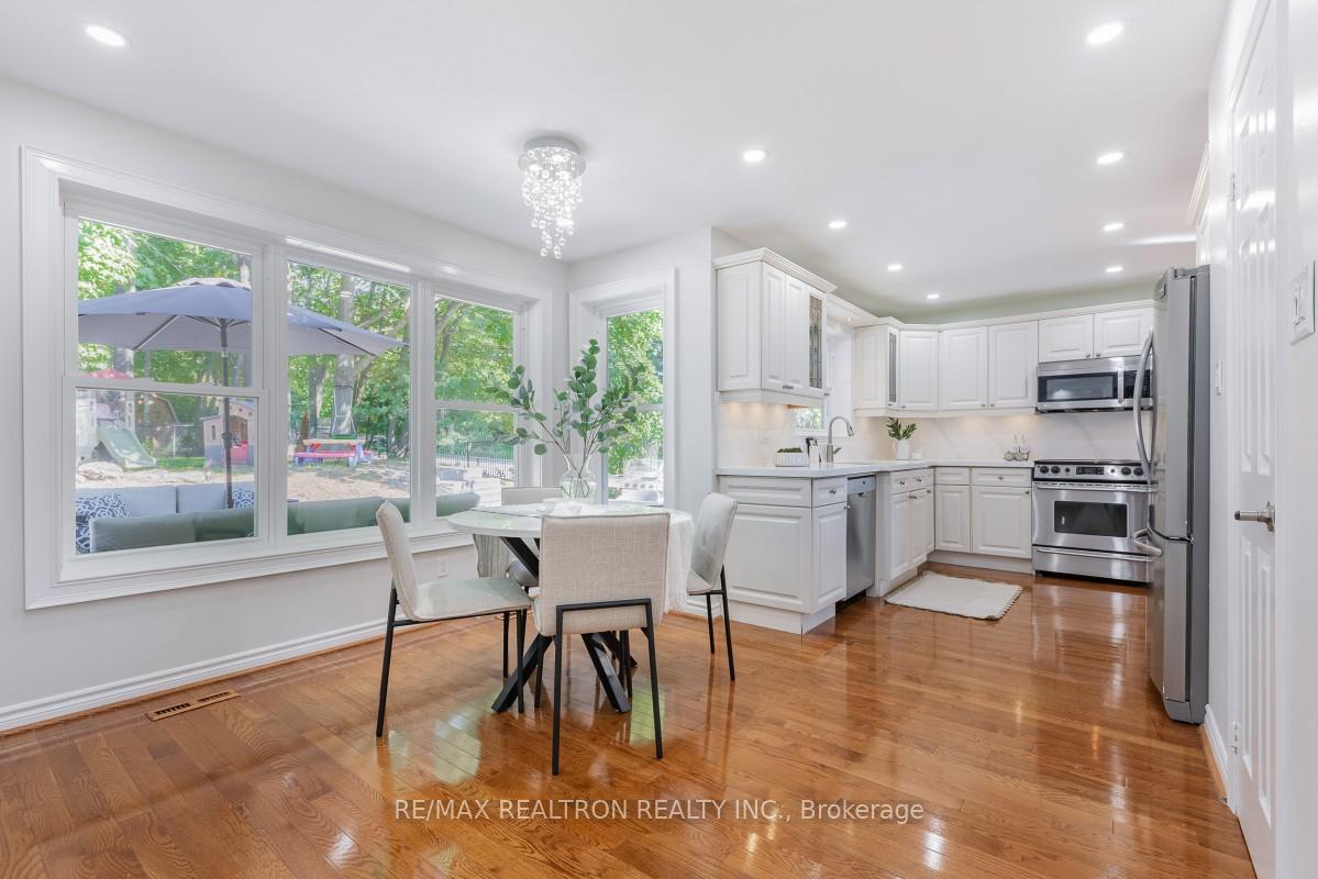 Photo 5 of 1206 Halsey Lane, Pickering, Liverpool — HOMEH