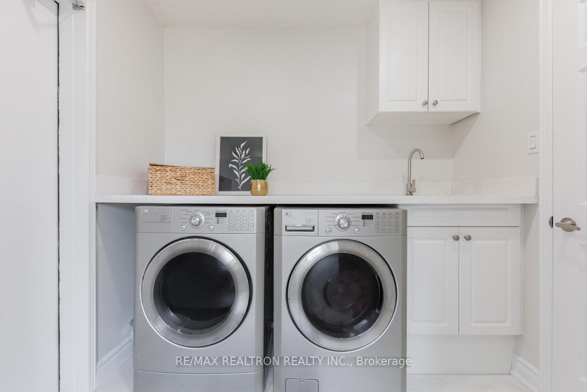 Photo 20 of 1206 Halsey Lane, Pickering, Liverpool — HOMEH