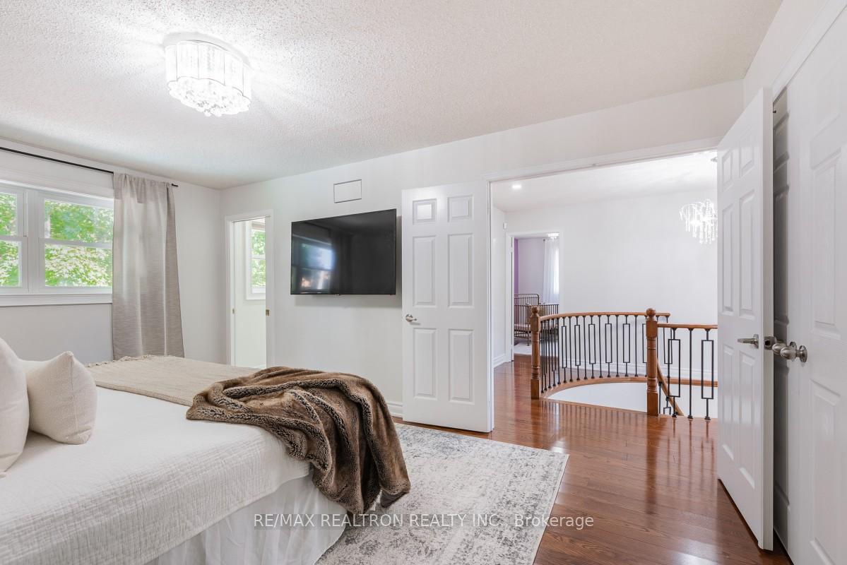 Photo 6 of 1206 Halsey Lane, Pickering, Liverpool — HOMEH