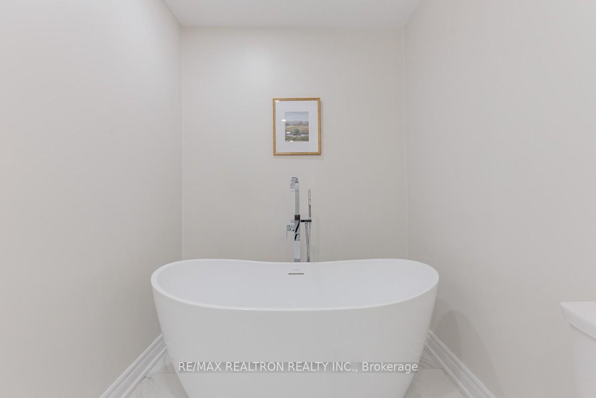 Photo 8 of 1206 Halsey Lane, Pickering, Liverpool — HOMEH