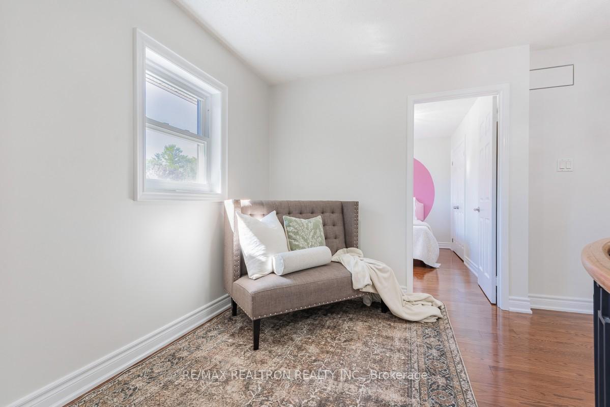 Photo 31 of 1206 Halsey Lane, Pickering, Liverpool — HOMEH