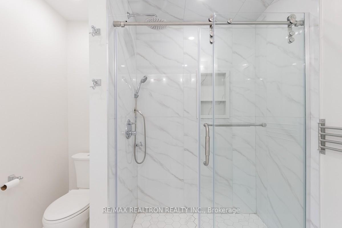 Photo 38 of 1206 Halsey Lane, Pickering, Liverpool — HOMEH
