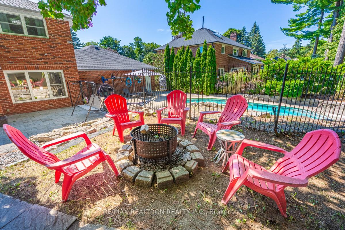 Photo 45 of 1206 Halsey Lane, Pickering, Liverpool — HOMEH