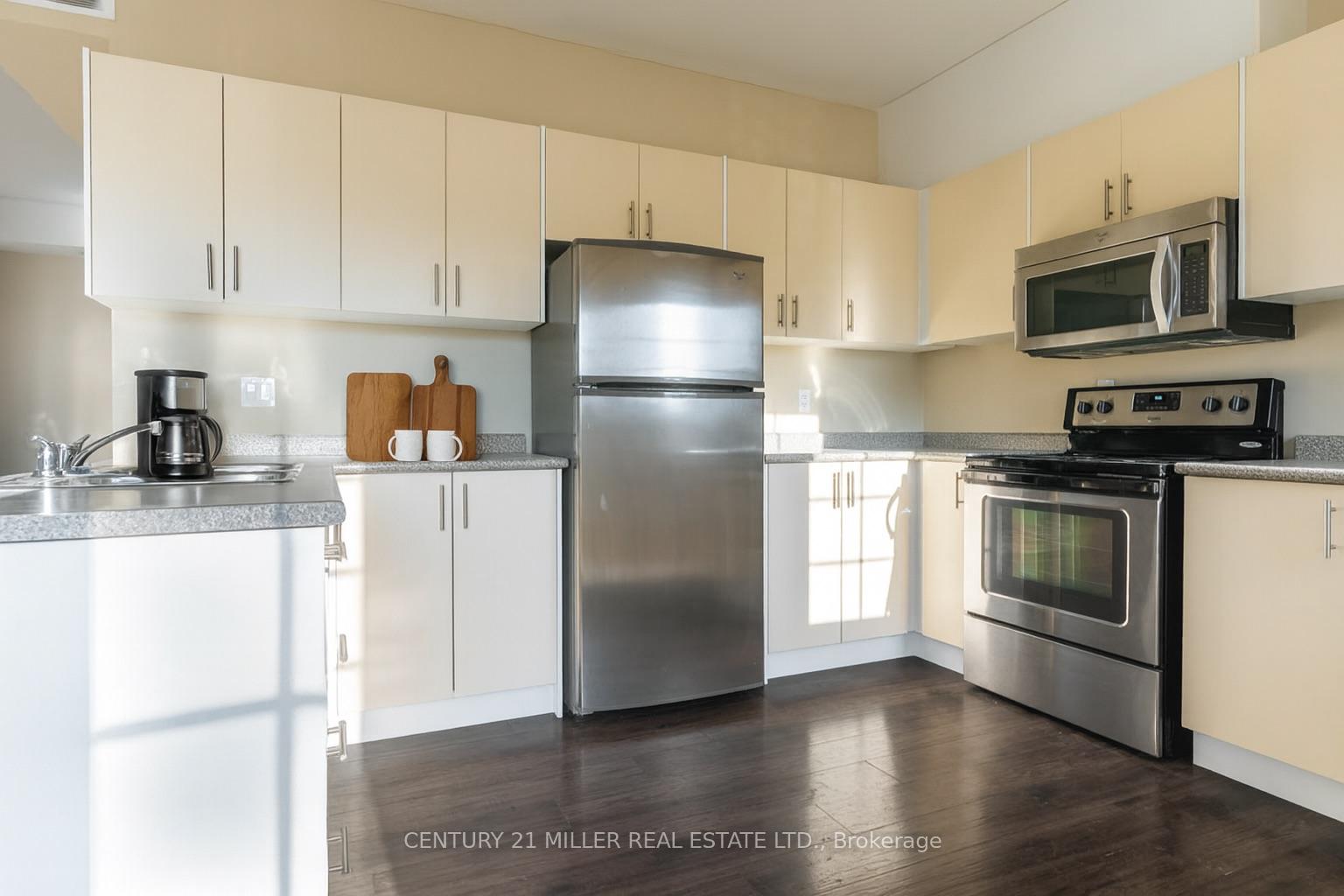 Photo 3 of Unit 304, 174 Bronte Street S, Milton, Old Milton — HOMEH