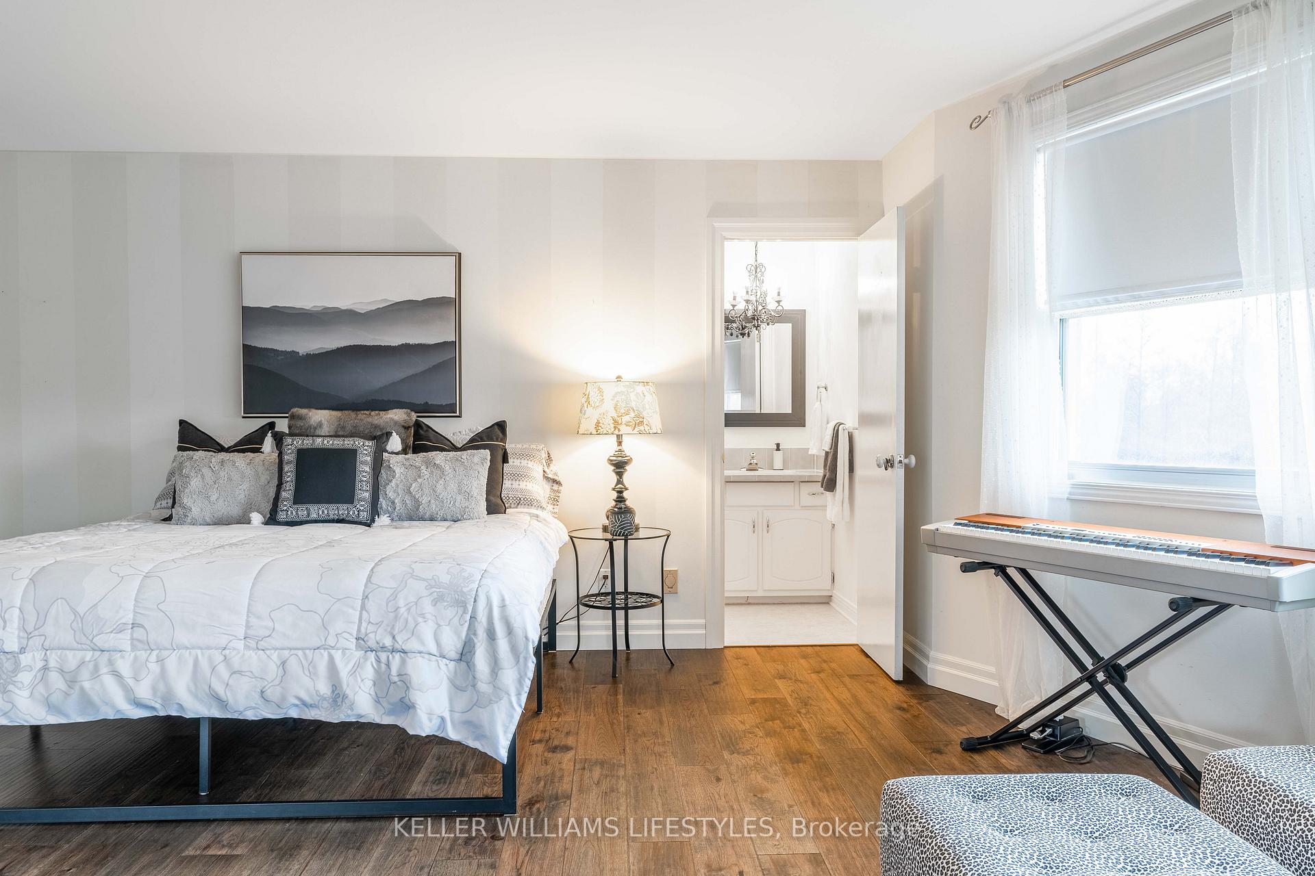 Photo 12 of 262 Pinetree Lane, Strathroy-Caradoc, NE — HOMEH