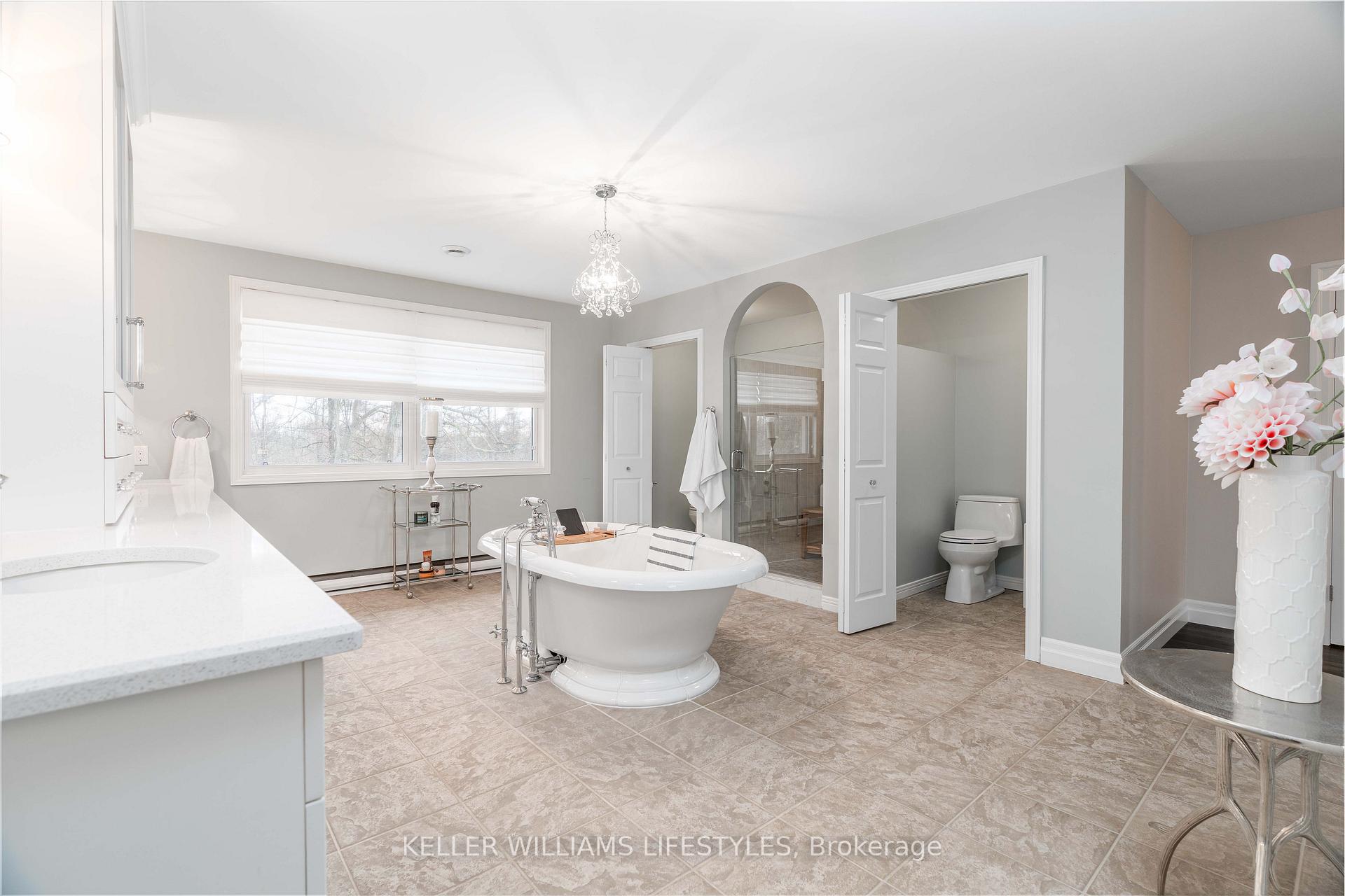 Photo 40 of 262 Pinetree Lane, Strathroy-Caradoc, NE — HOMEH