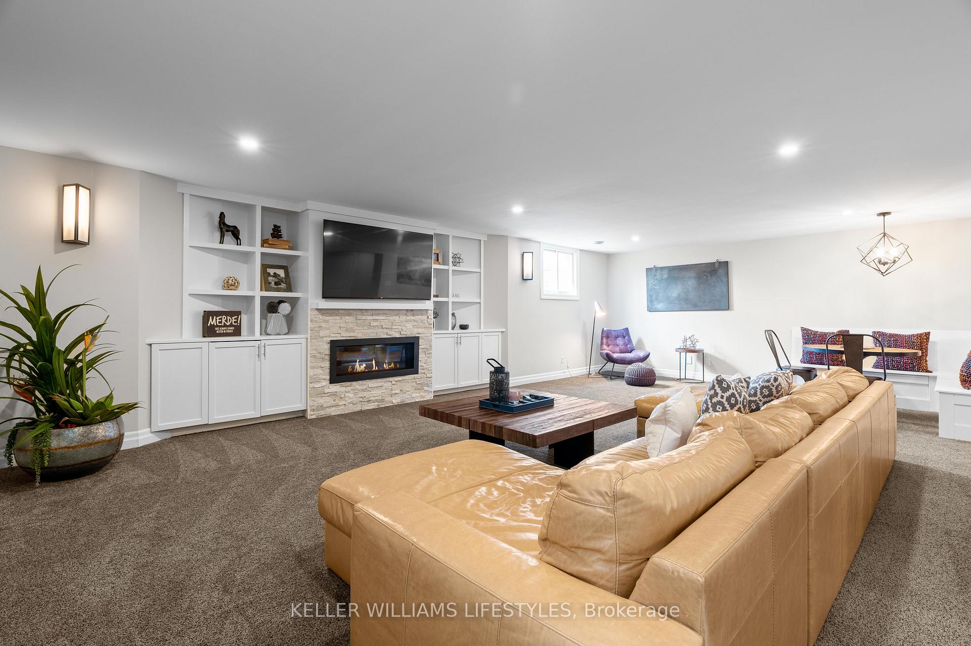 Photo 39 of 262 Pinetree Lane, Strathroy-Caradoc, NE — HOMEH