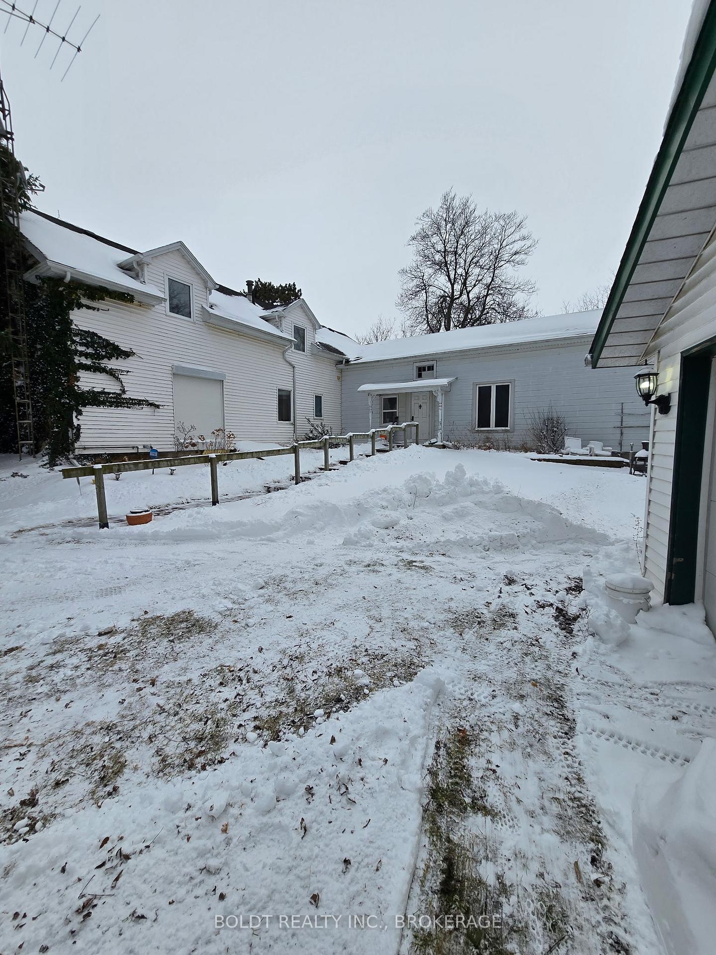 Photo 26 of 4620 Thirty Road, Lincoln, Lincoln Lake — HOMEH