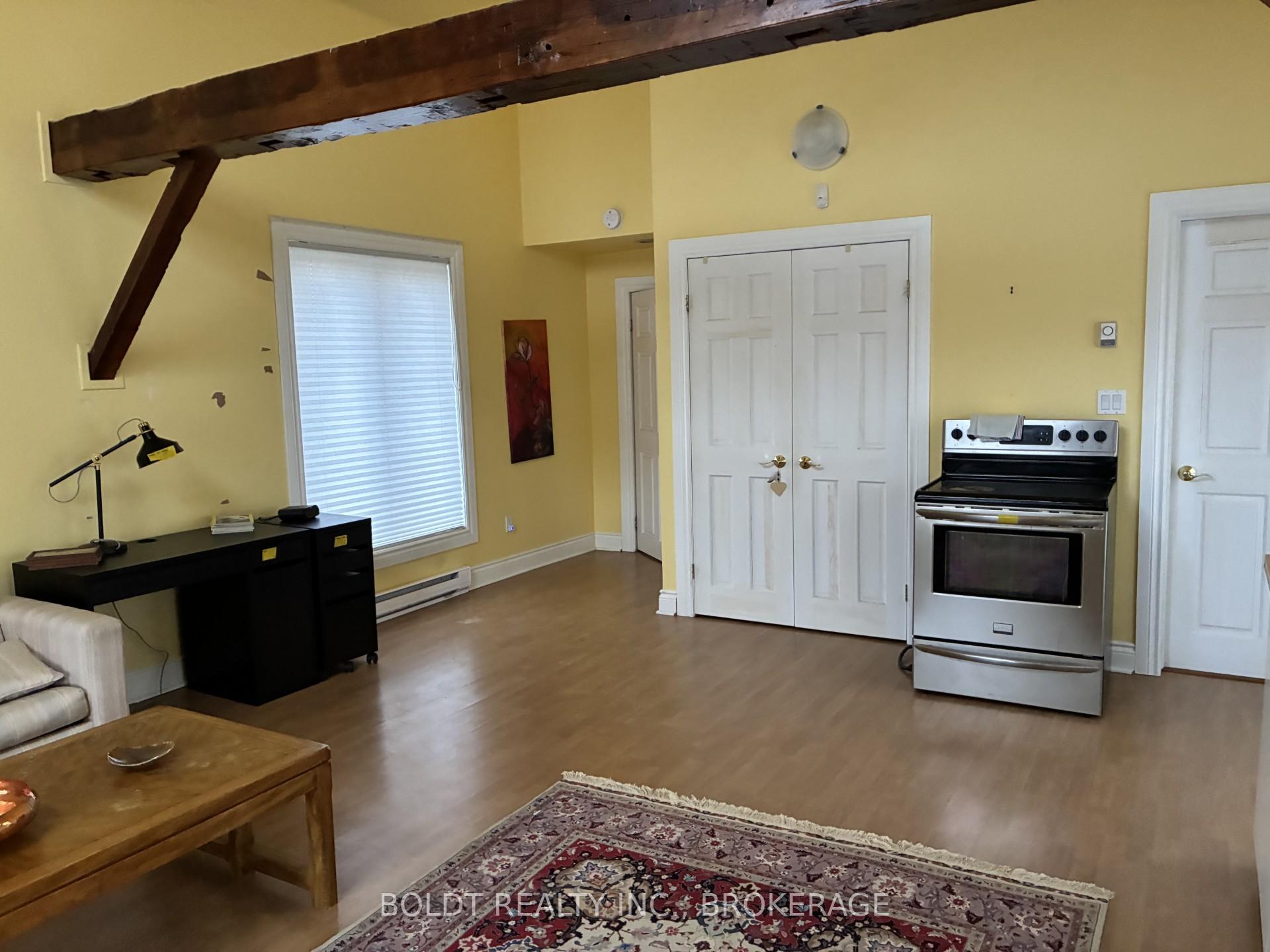 Photo 9 of 4620 Thirty Road, Lincoln, Lincoln Lake — HOMEH