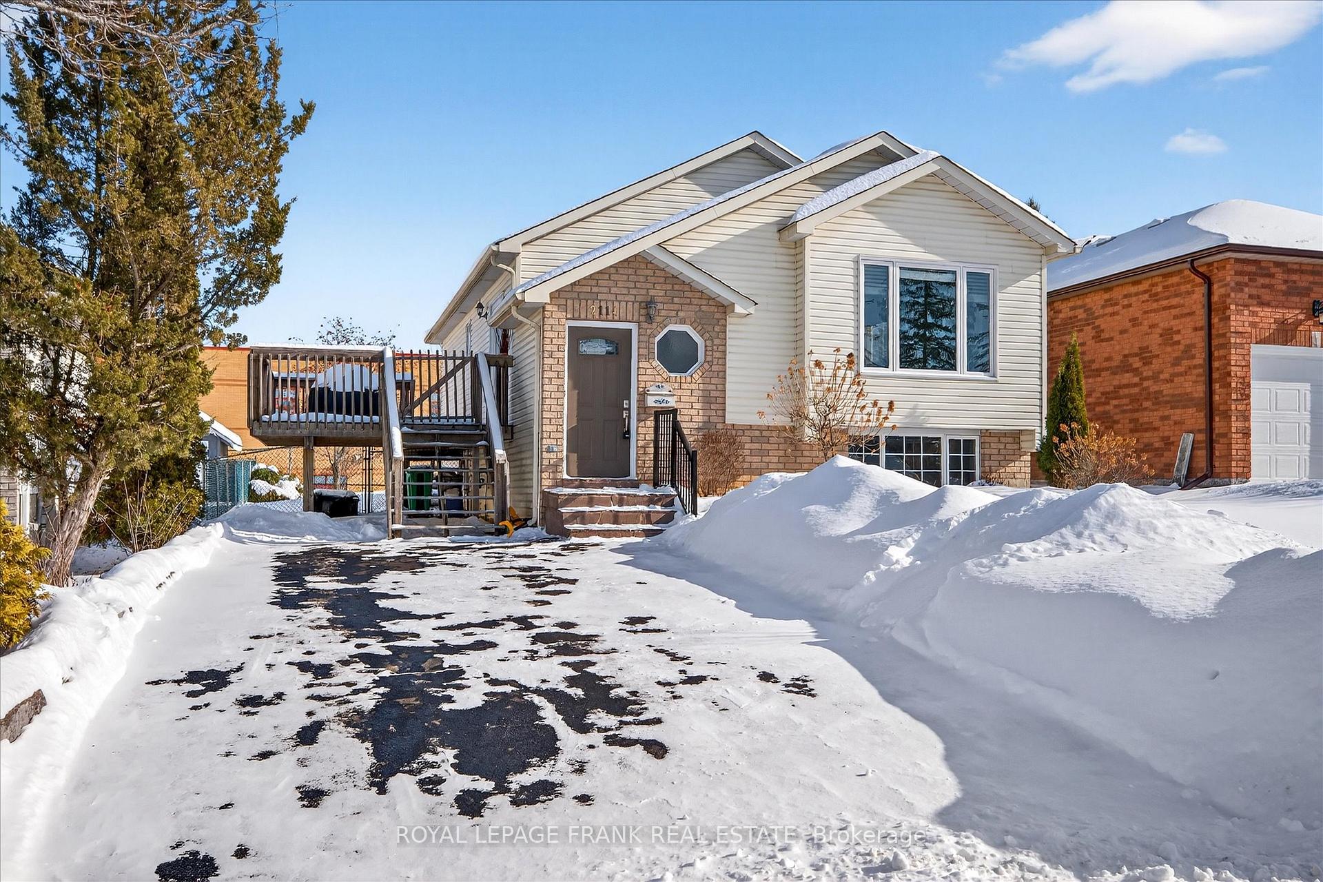 Photo 1 of 2114 Easthill Drive, Peterborough, Ashburnham Ward 4 — HOMEH