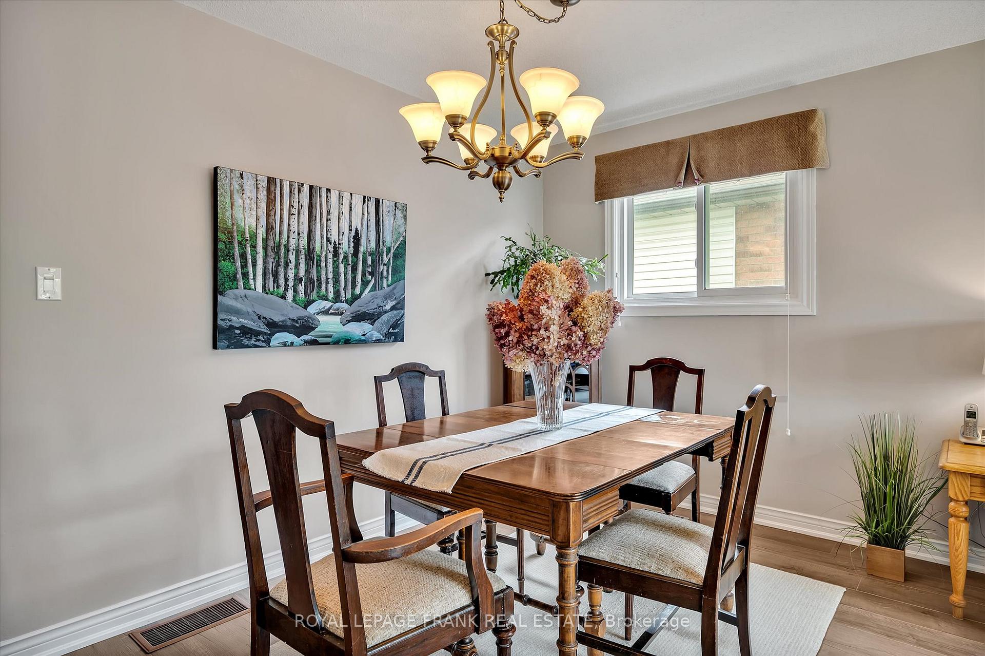 Photo 9 of 2114 Easthill Drive, Peterborough, Ashburnham Ward 4 — HOMEH