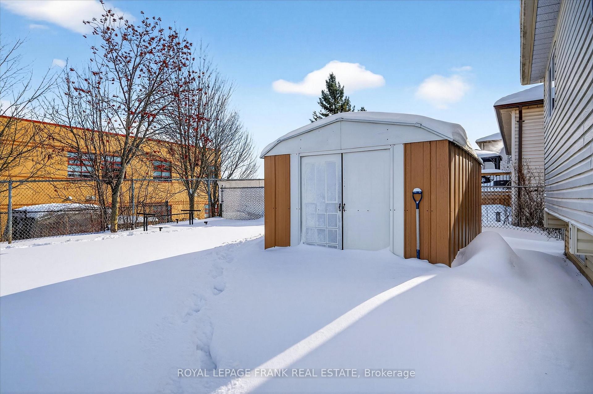 Photo 30 of 2114 Easthill Drive, Peterborough, Ashburnham Ward 4 — HOMEH