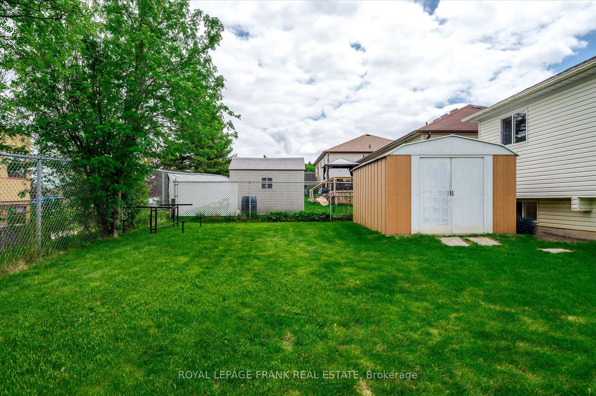 Photo 15 of 2114 Easthill Drive, Peterborough, Ashburnham Ward 4 — HOMEH