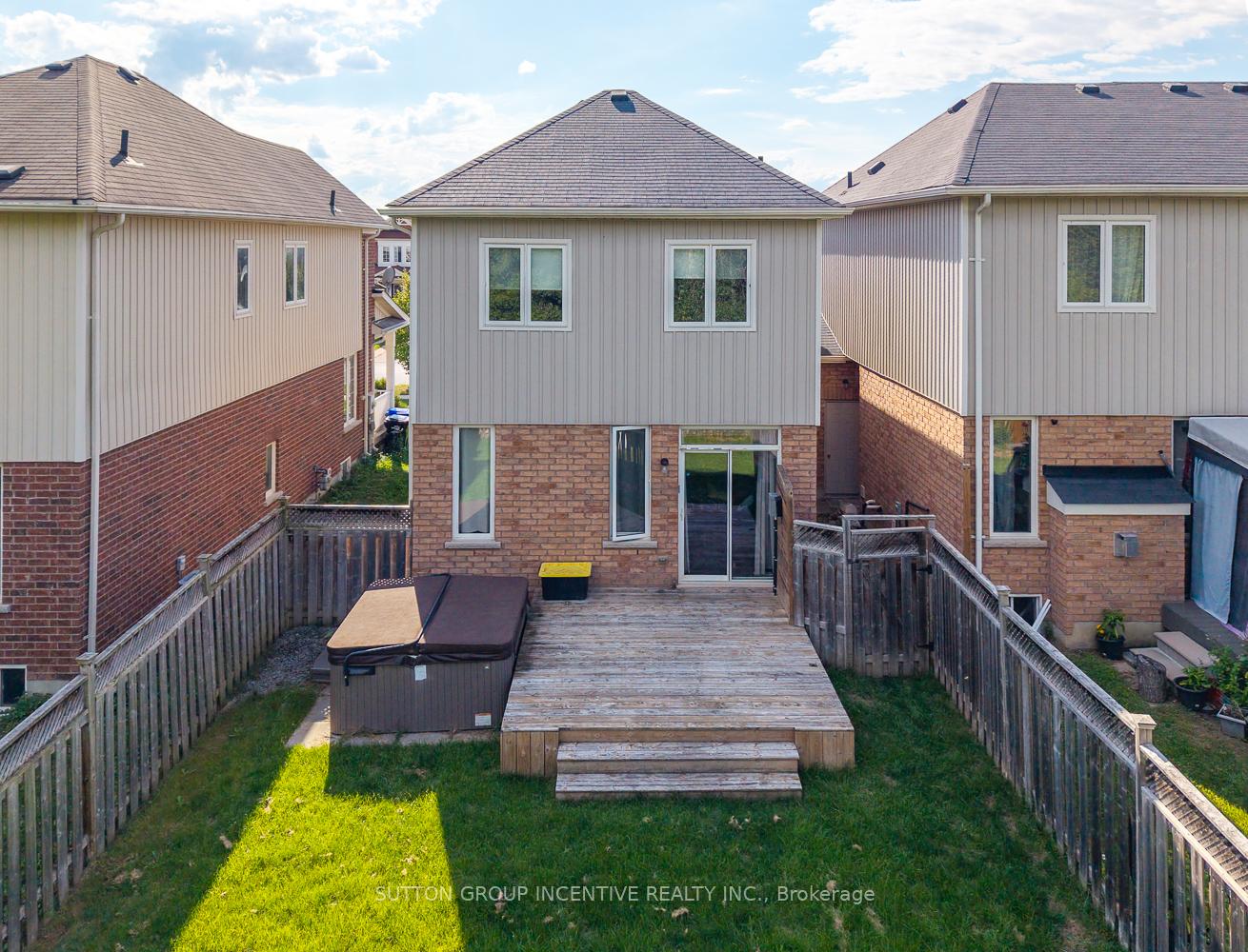 Photo 14 of 105 Collier Crescent, Essa, Angus — HOMEH
