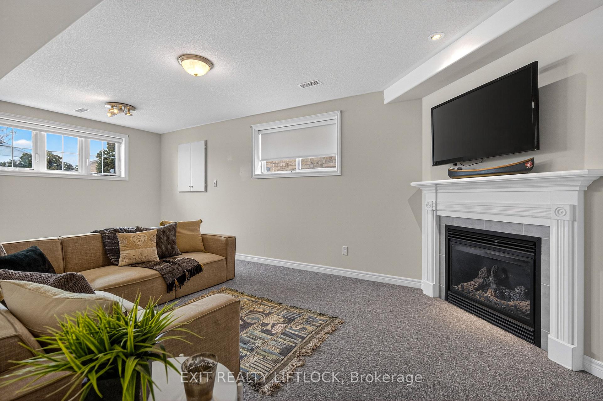 Photo 33 of 746 Hargrove Trail, Peterborough, Ashburnham Ward 4 — HOMEH