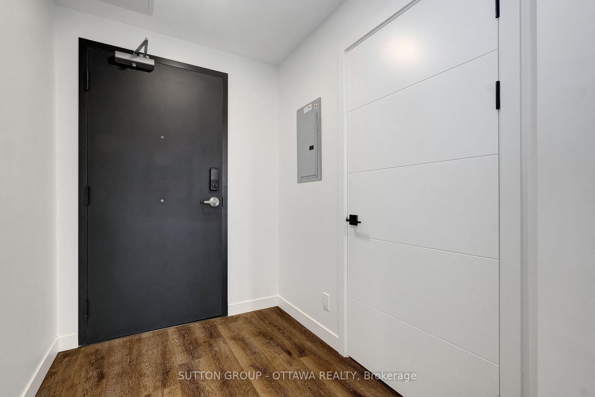 Photo 8 of Unit 507, 399 Winston Avenue, Ottawa, Westboro South — HOMEH