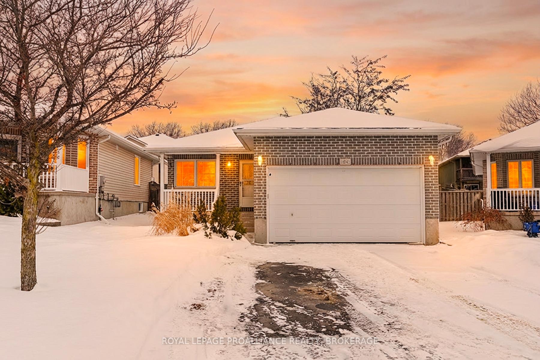 Photo 1 of 174 MacDougall Drive, Loyalist, Amherstview — HOMEH