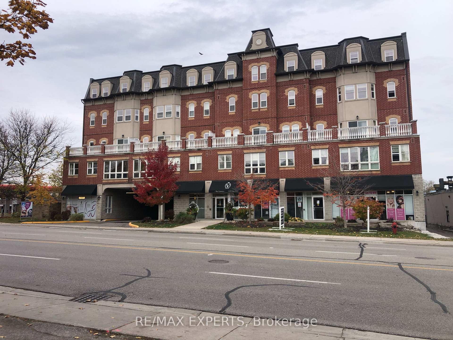 Front of Unit 207, 15450 Yonge Street S