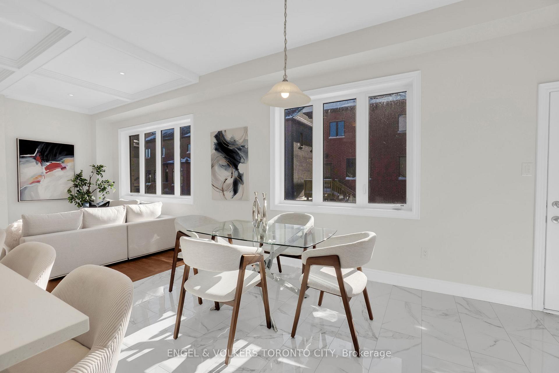 Photo 7 of 58 Claremont Drive N, Brampton, Sandringham-Wellington North — HOMEH