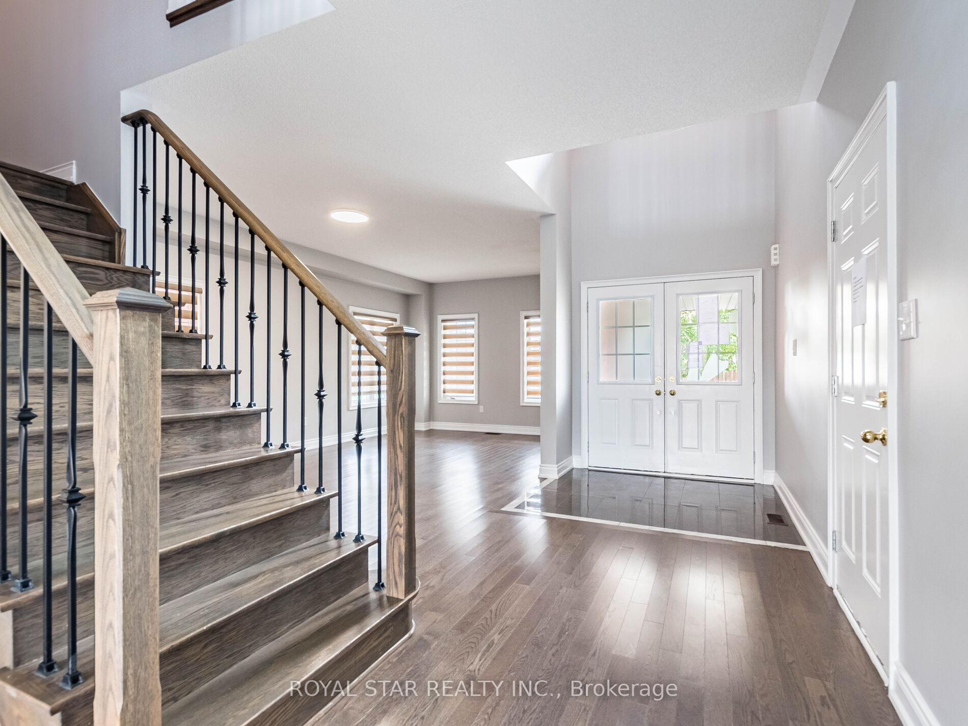 Photo 16 of 275 Checkerberry Crescent, Brampton, Sandringham-Wellington — HOMEH