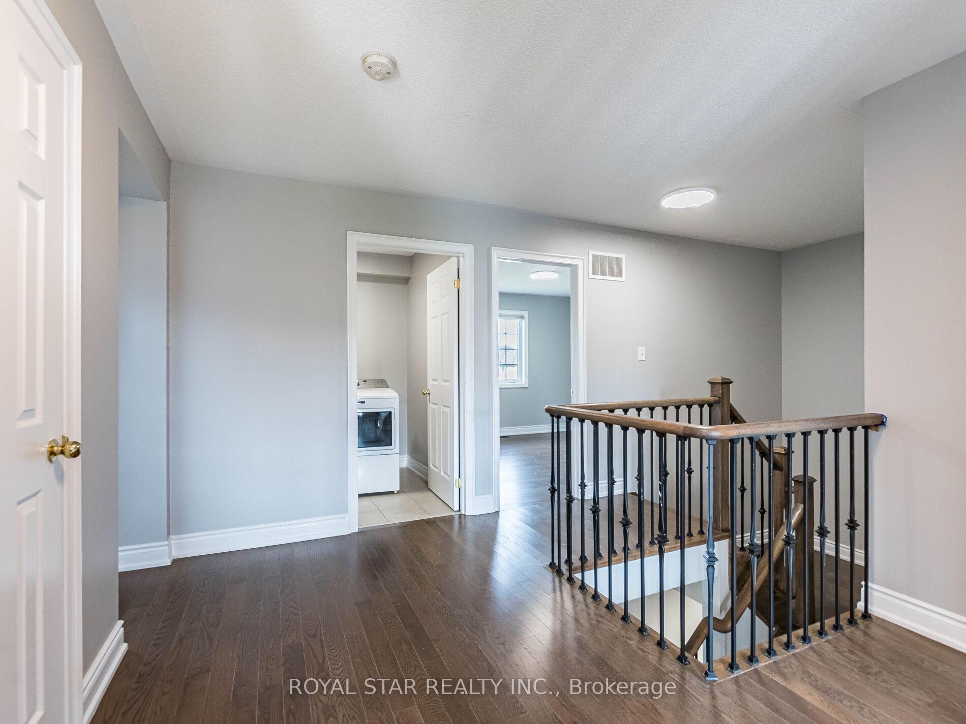 Photo 19 of 275 Checkerberry Crescent, Brampton, Sandringham-Wellington — HOMEH