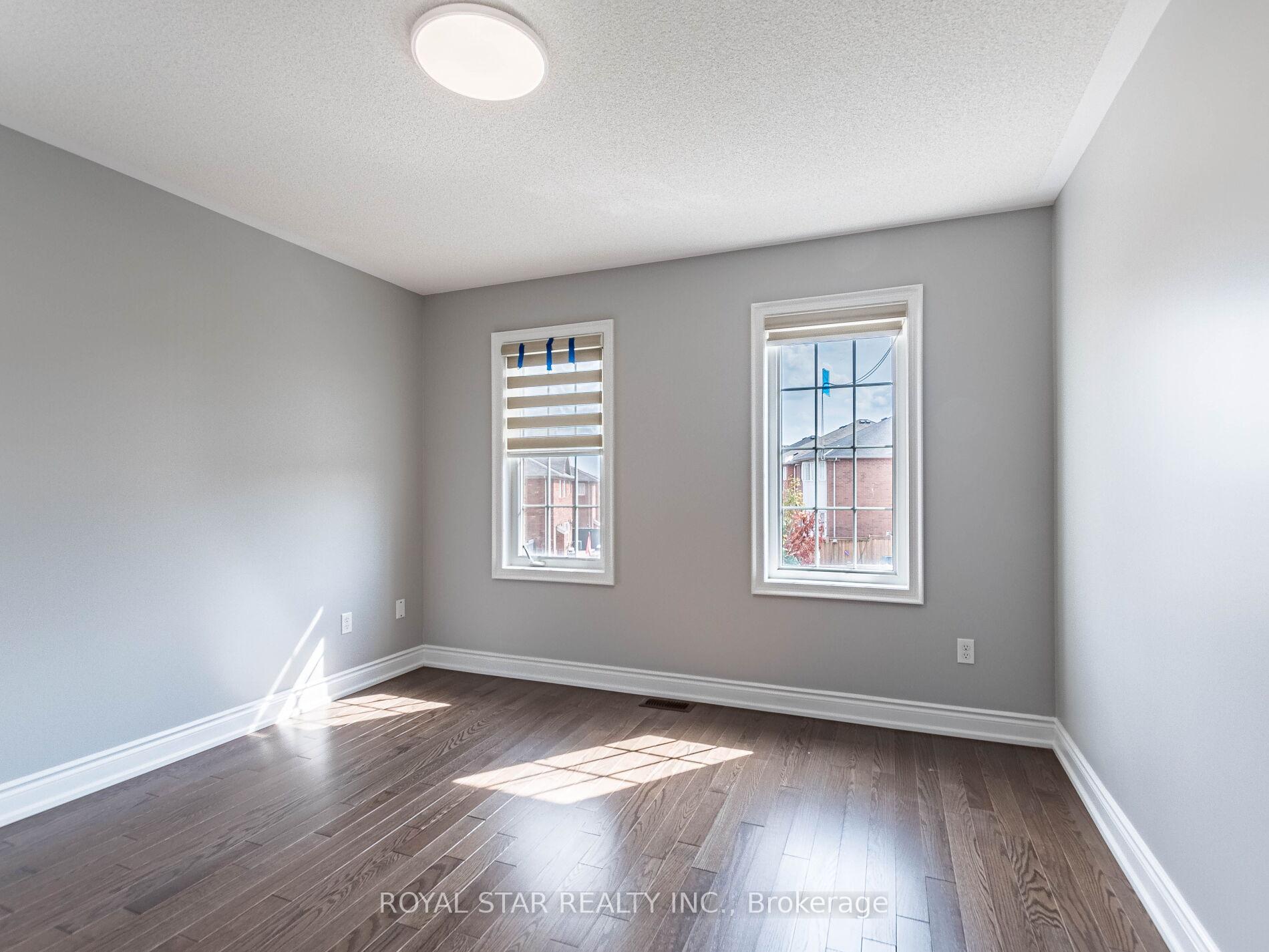 Photo 29 of 275 Checkerberry Crescent, Brampton, Sandringham-Wellington — HOMEH
