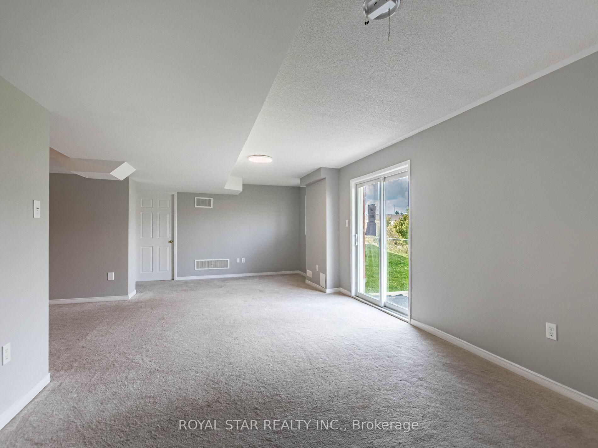 Photo 37 of 275 Checkerberry Crescent, Brampton, Sandringham-Wellington — HOMEH