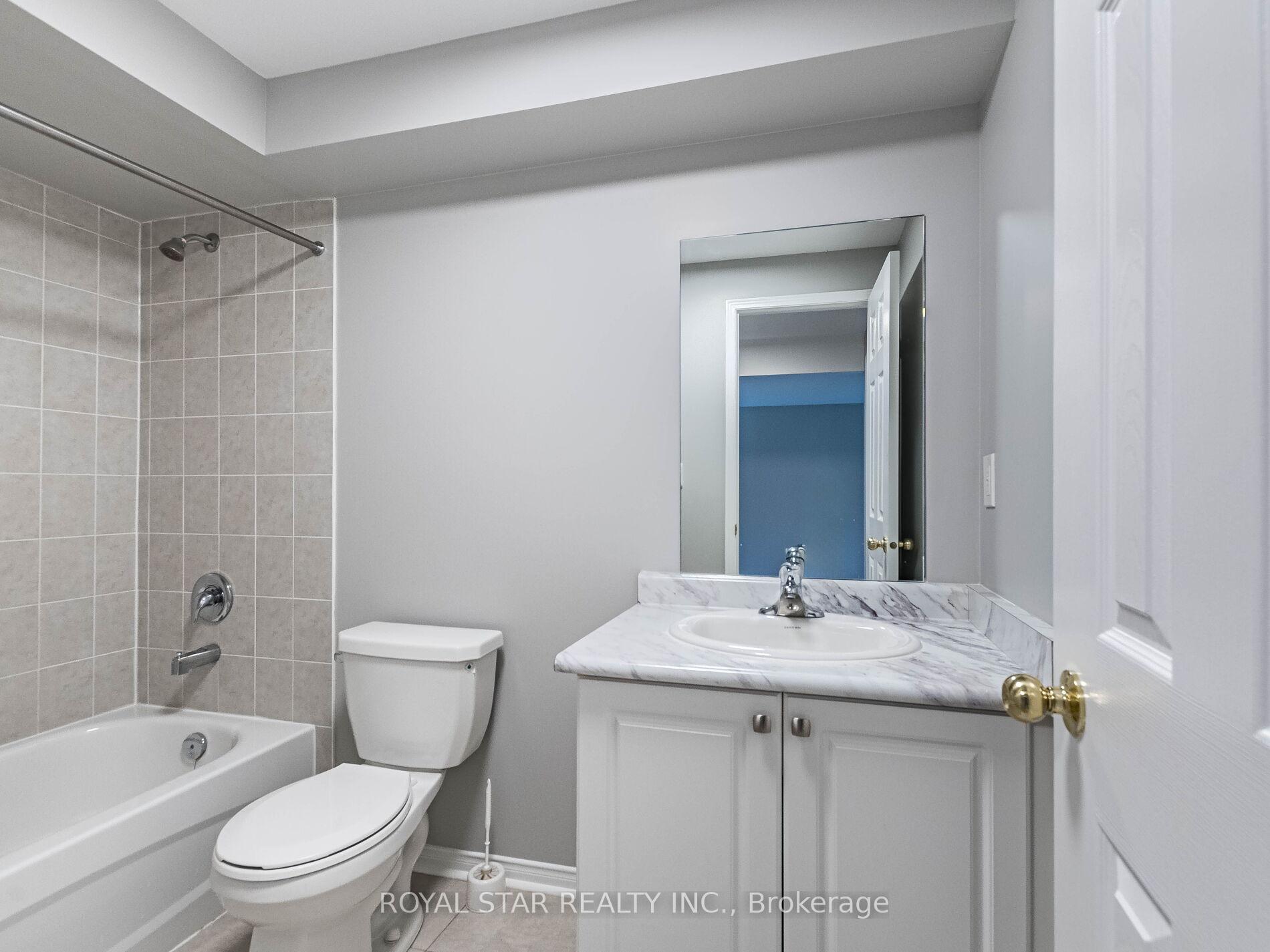 Photo 39 of 275 Checkerberry Crescent, Brampton, Sandringham-Wellington — HOMEH