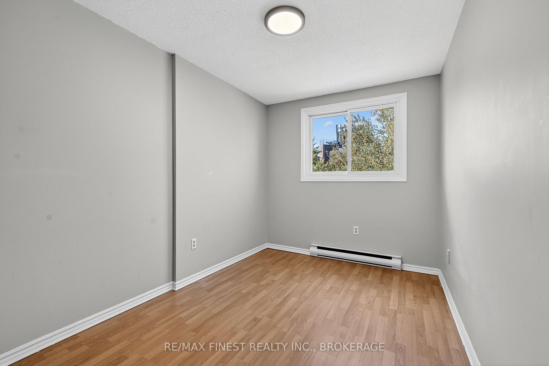 Photo 18 of Unit 303, 1010 Pembridge Crescent, Kingston, North of Taylor-Kidd Blvd — HOMEH