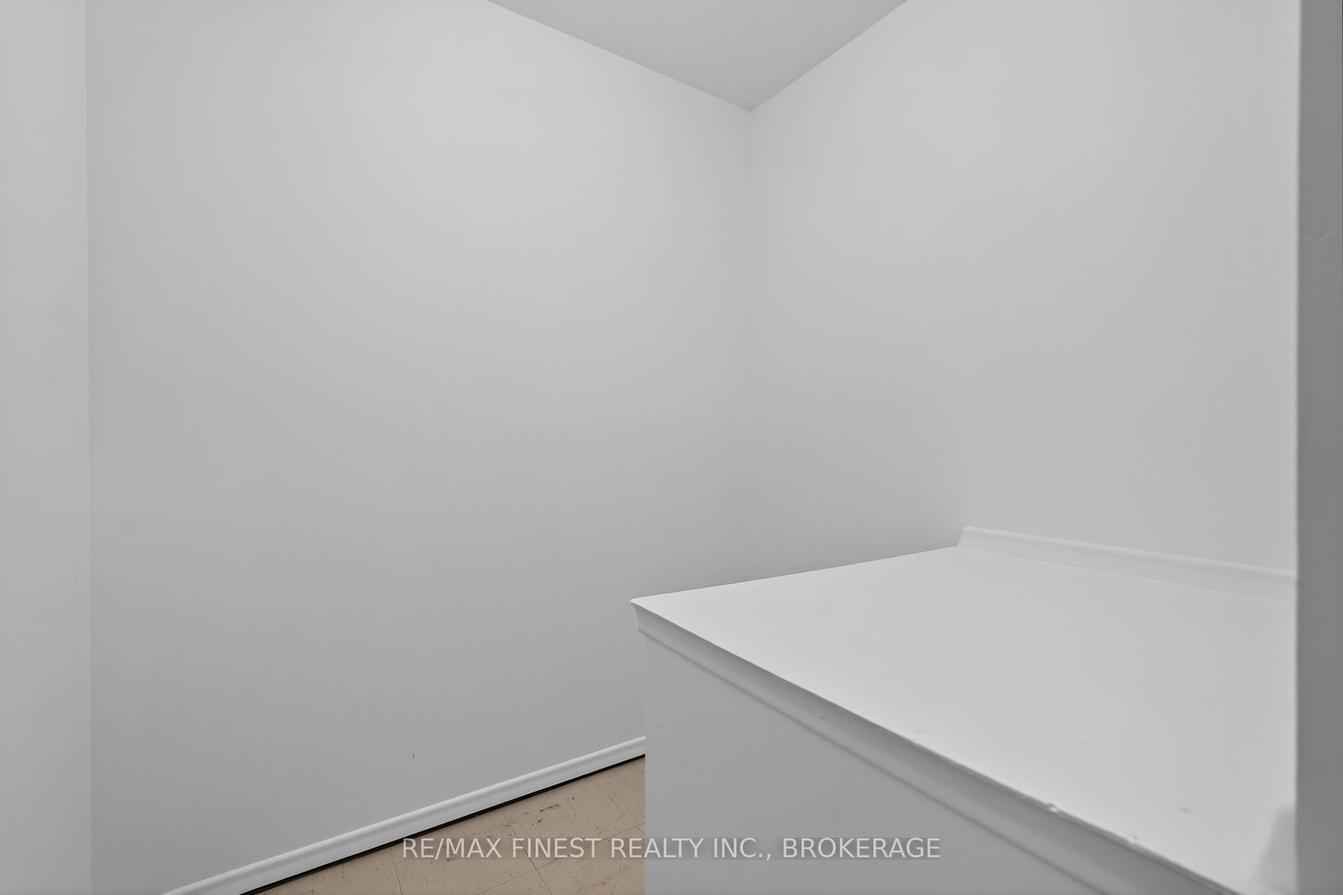 Photo 29 of Unit 303, 1010 Pembridge Crescent, Kingston, North of Taylor-Kidd Blvd — HOMEH