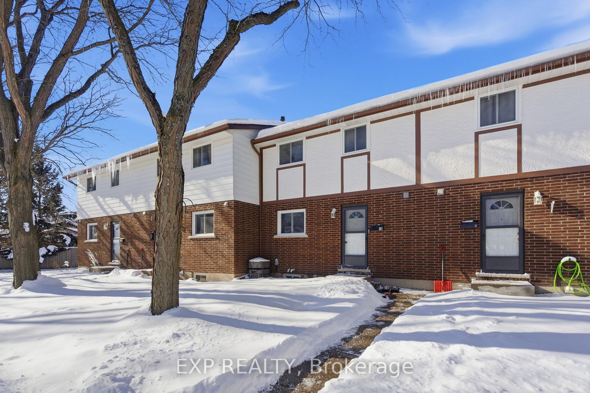 Front of Unit 10, 3322 Addison Avenue