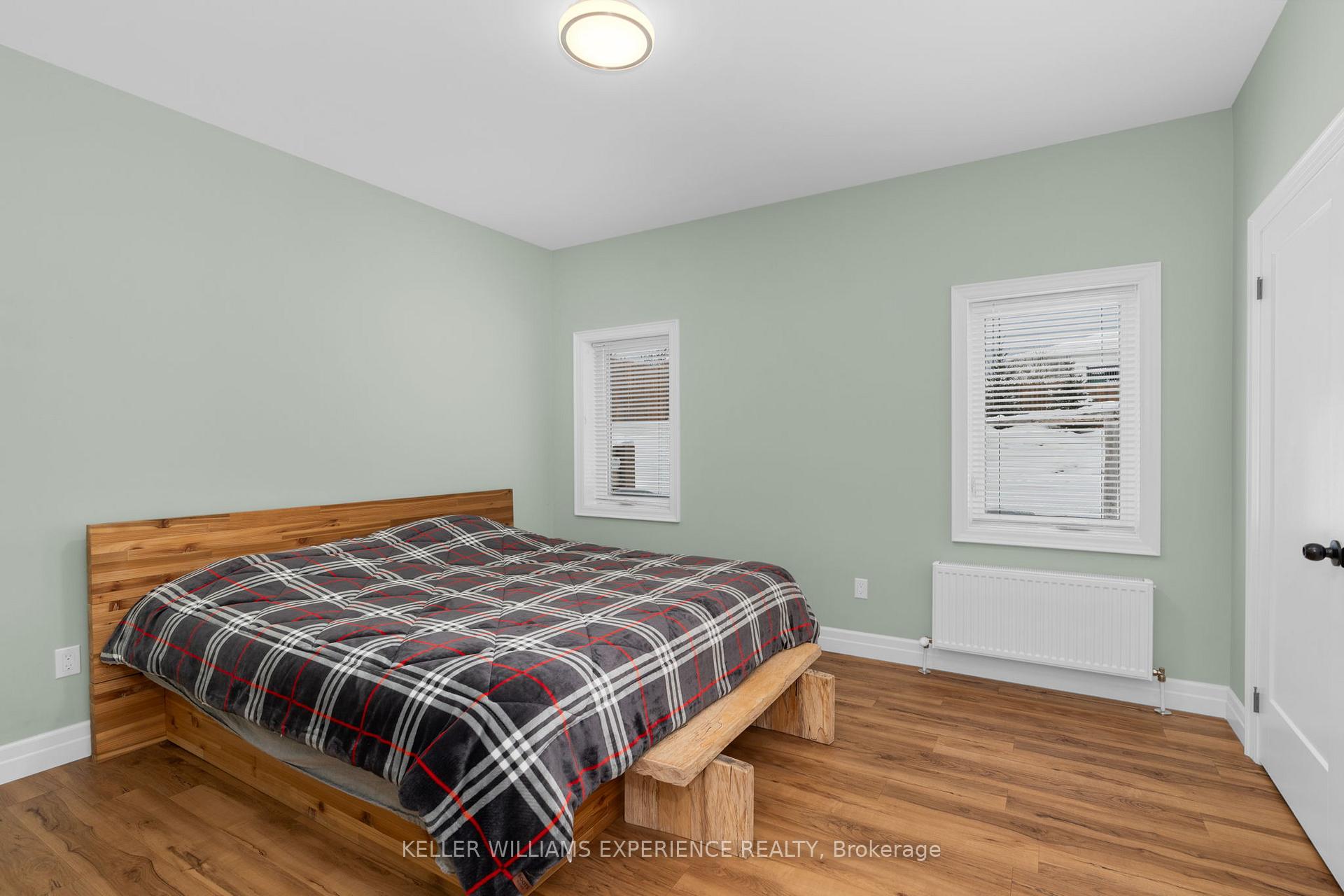 Photo 5 of 24 Rue Helene, Tiny, Lafontaine — HOMEH
