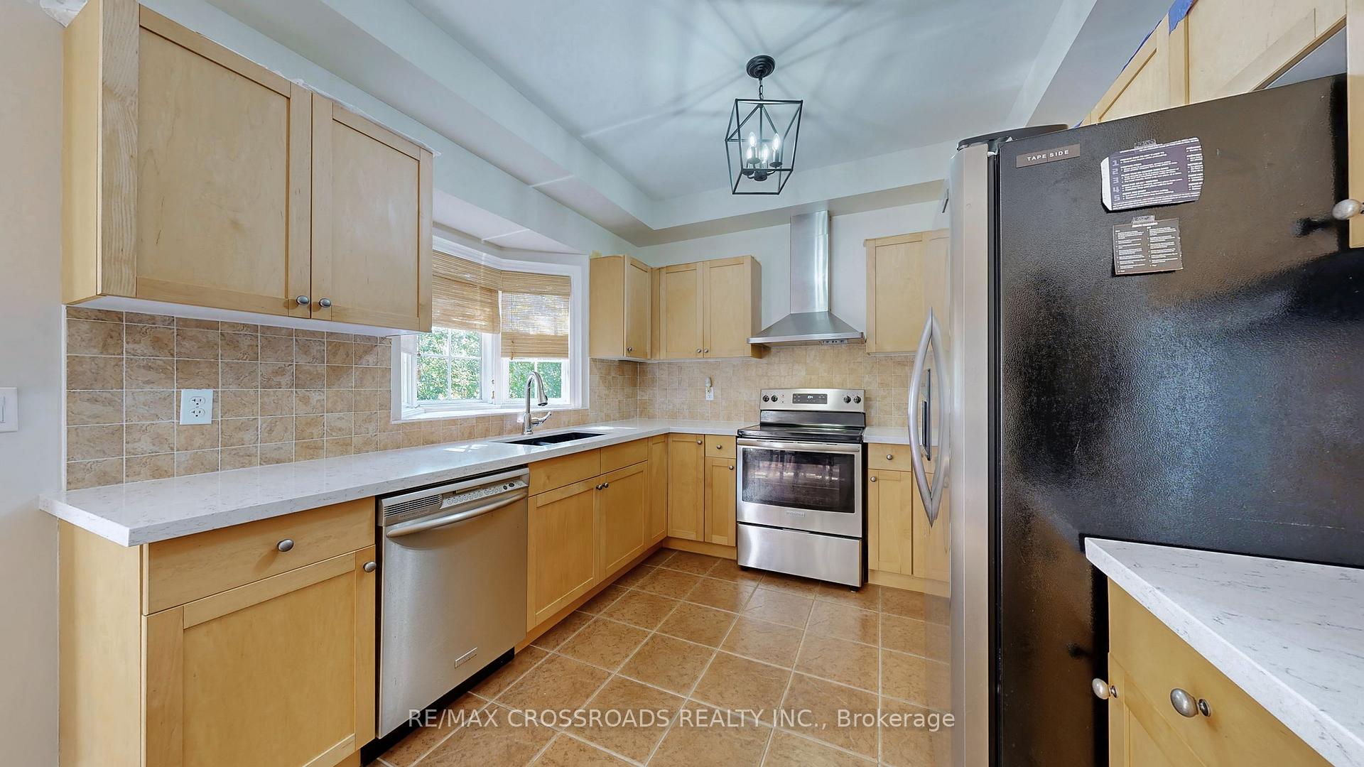 Photo 20 of 8 Roberson Drive, Ajax, Central West — HOMEH