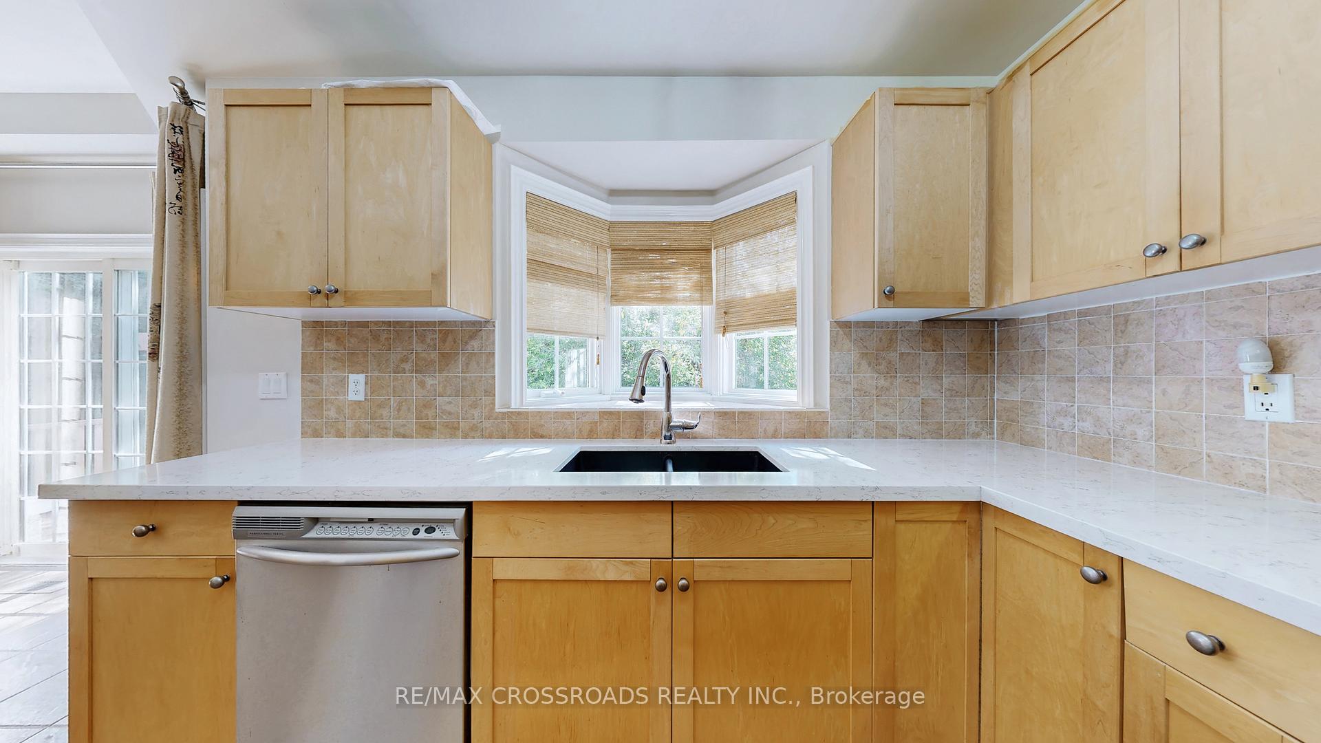 Photo 23 of 8 Roberson Drive, Ajax, Central West — HOMEH